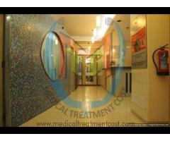 Vaginal vault prolapse at  Shri Sai Clinic in Mumbai - Image 2/4